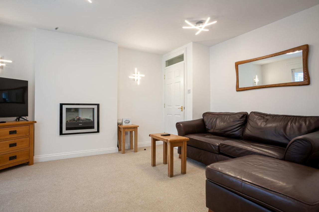 Keswick Ground Floor Apartment With Parking Exterior foto